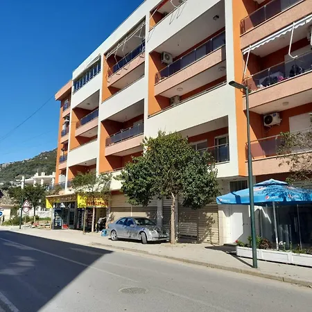 Apartment Xhindole Luxury *